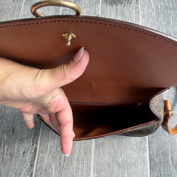 Louis Vuitton LV Monogram Saint Cloud GM Vintage - Picture 9 of 16